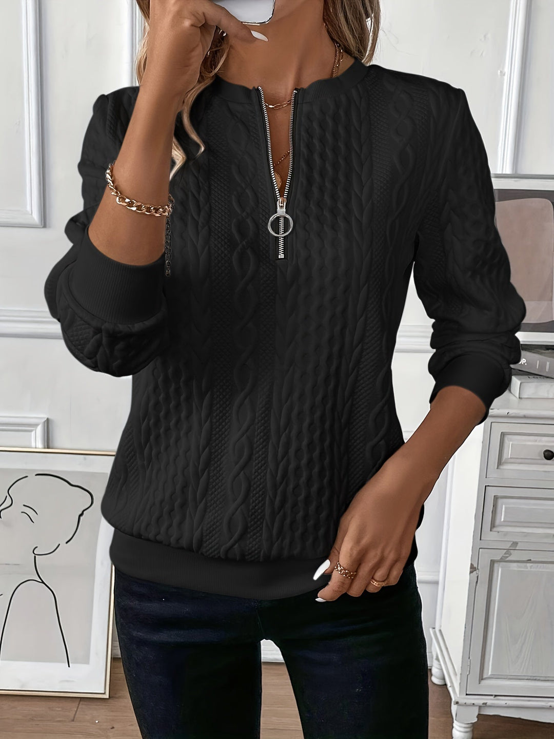 Zoey | Stilfull Kabelstrikket Zip Genser