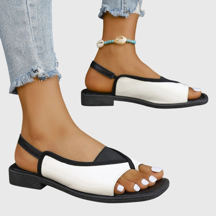Alvhilde | Kvinne Kontrast Stropp Flate Sandaler