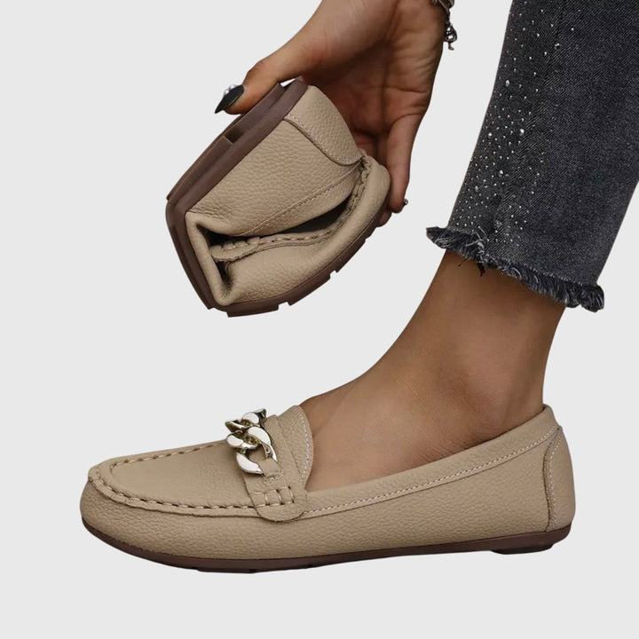 Susanne | Kvinners Slip On Loafers Med Kjededetalj