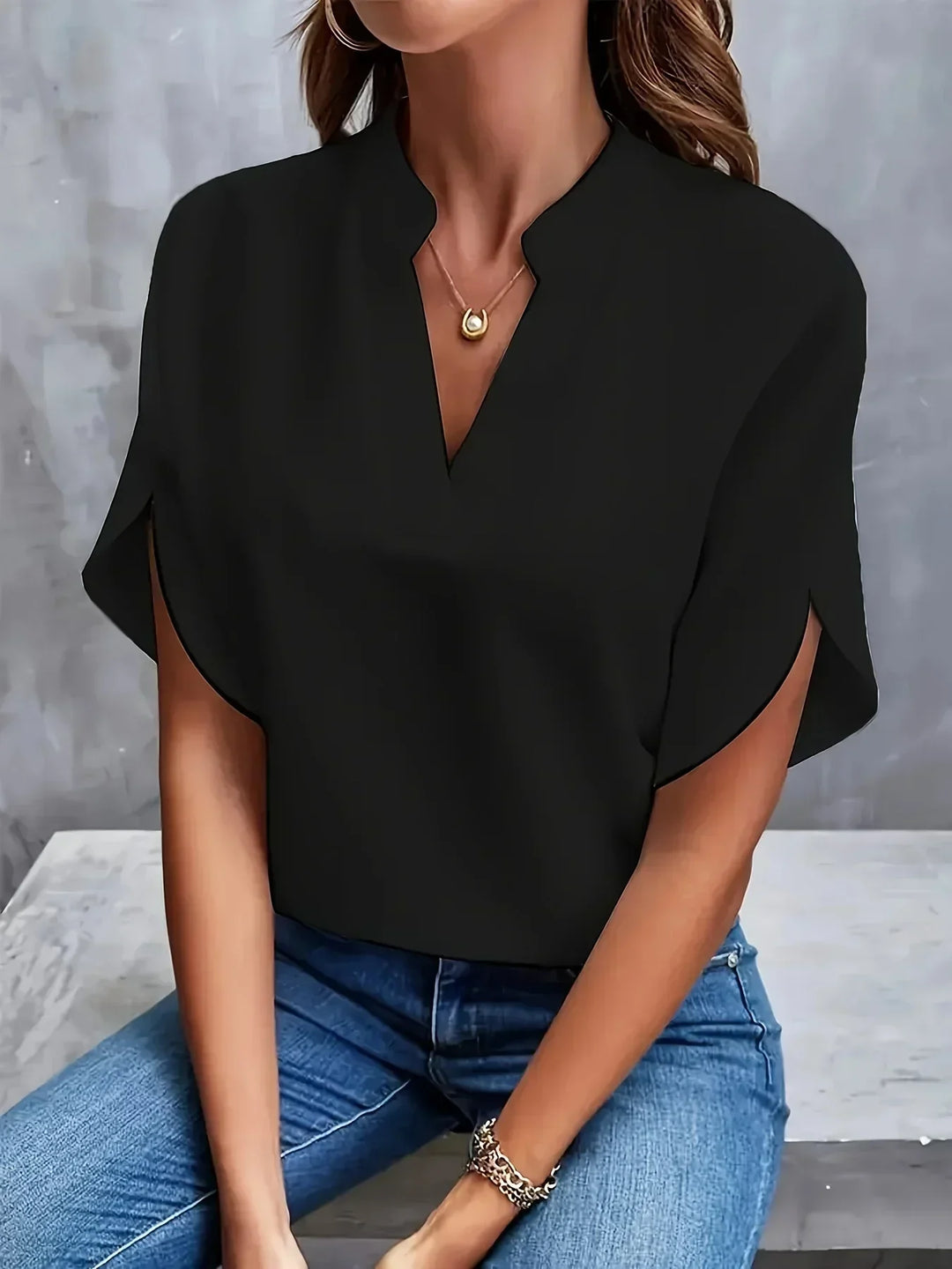 Bettina | Elegant Dame Splitte Ermer V-Hals Bluse