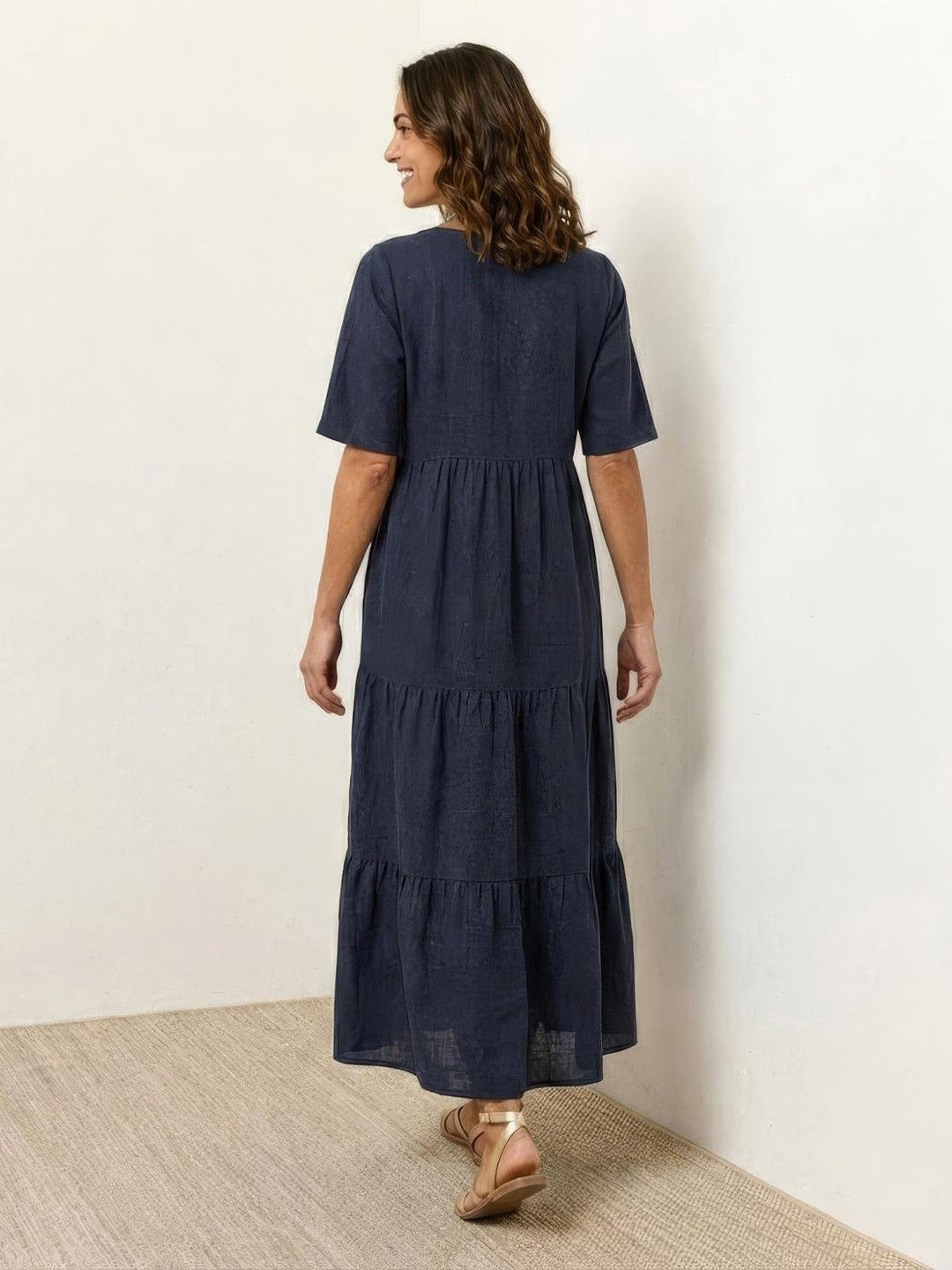 Karla | Boho Maxi Kjole V-Hals Korte Ermer Lagdelt