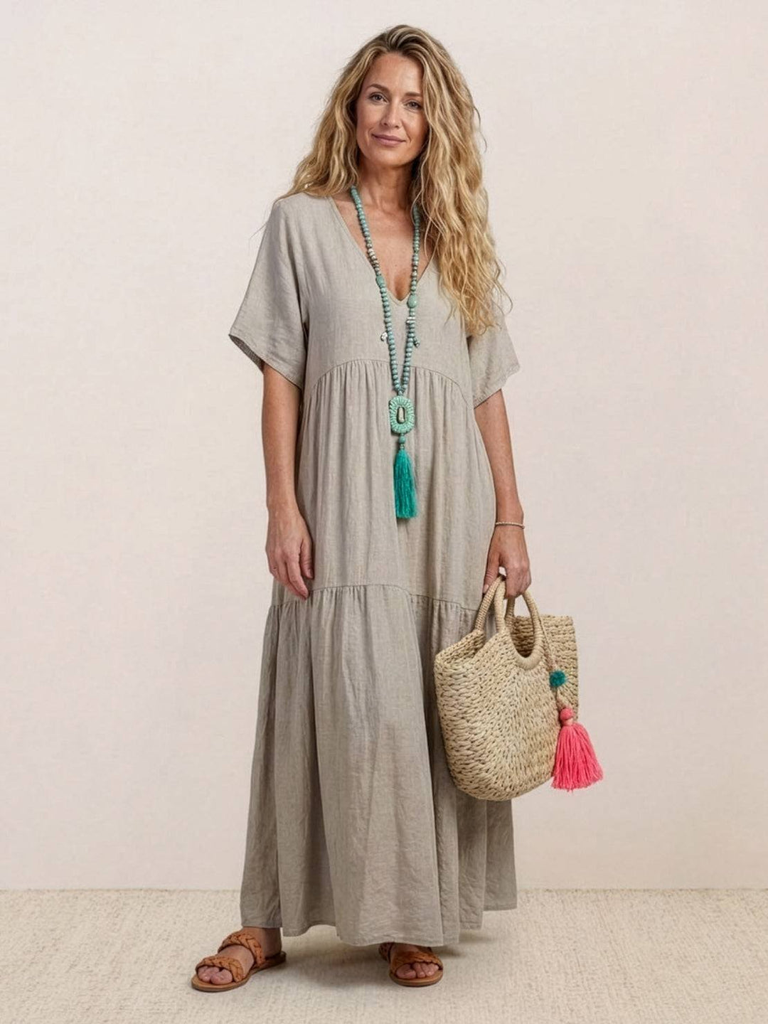 Karla | Boho Maxi Kjole V-Hals Korte Ermer Lagdelt