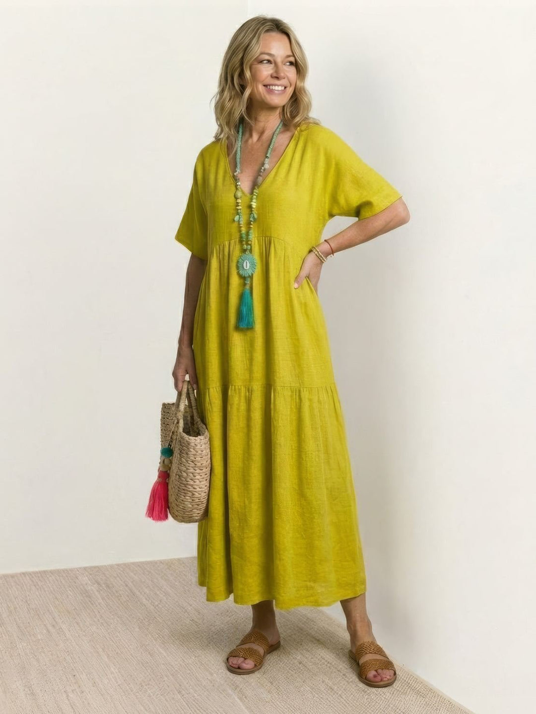 Karla | Boho Maxi Kjole V-Hals Korte Ermer Lagdelt
