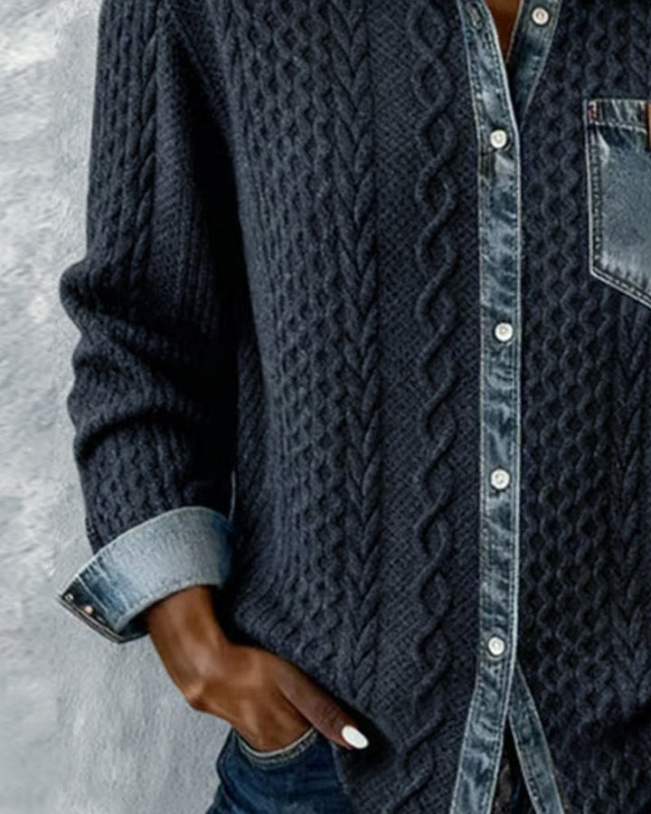 Mathilde | Dame Langermet Kabelstrikket Skjorte med Denim Patchwork