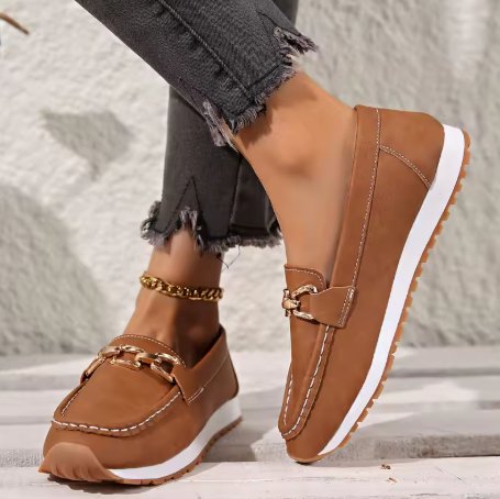 Isabella | Kvinne Orthopediske Slip-On Loafers med Gullspenne og Sklisikker Såle