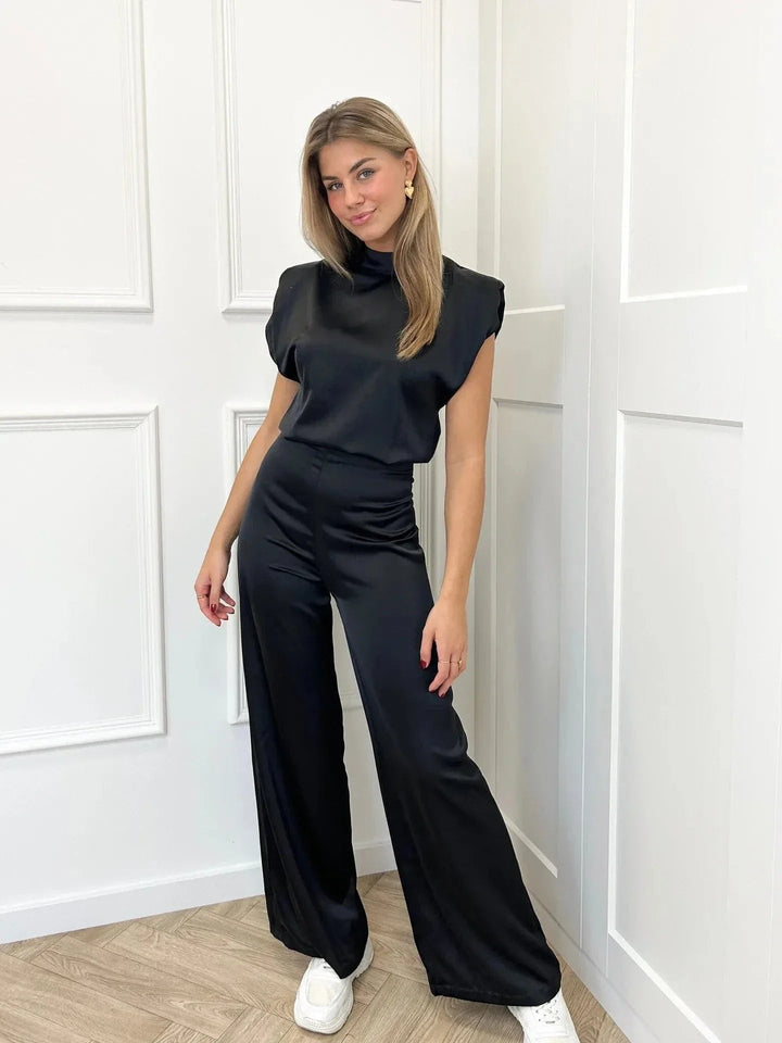 Josefine | Kvinne Satin Jumpsuit Bred Ben Uten Ermer