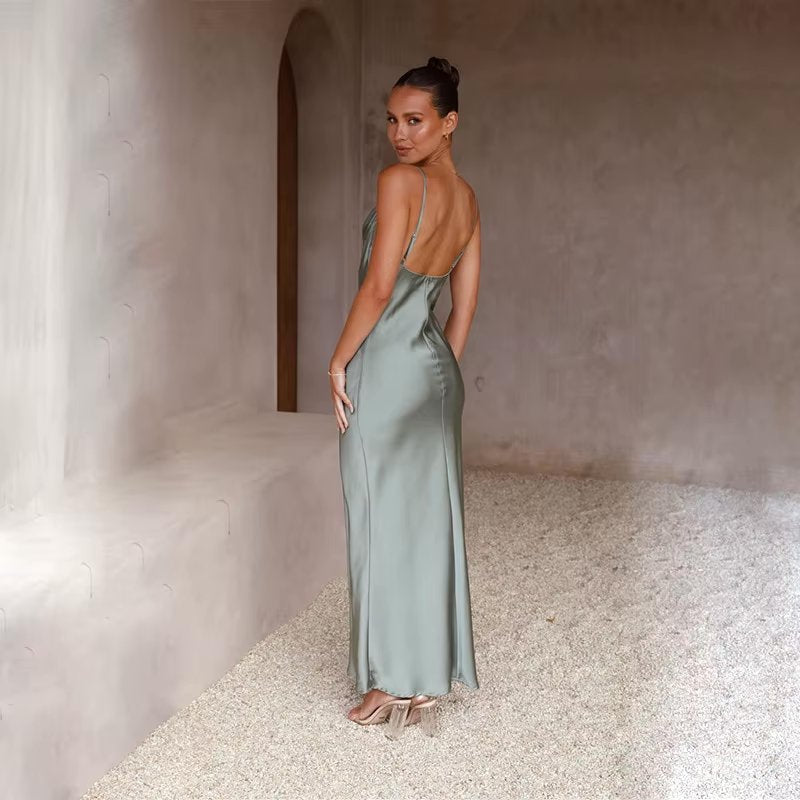 Lea | Kvinne Satin Maxi Kjole Åpen Rygg Fitted