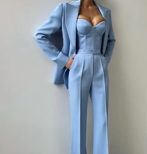 Karla | Kvinne Tre-Delt Blazer Sett Korsett Topp Flared Bukser
