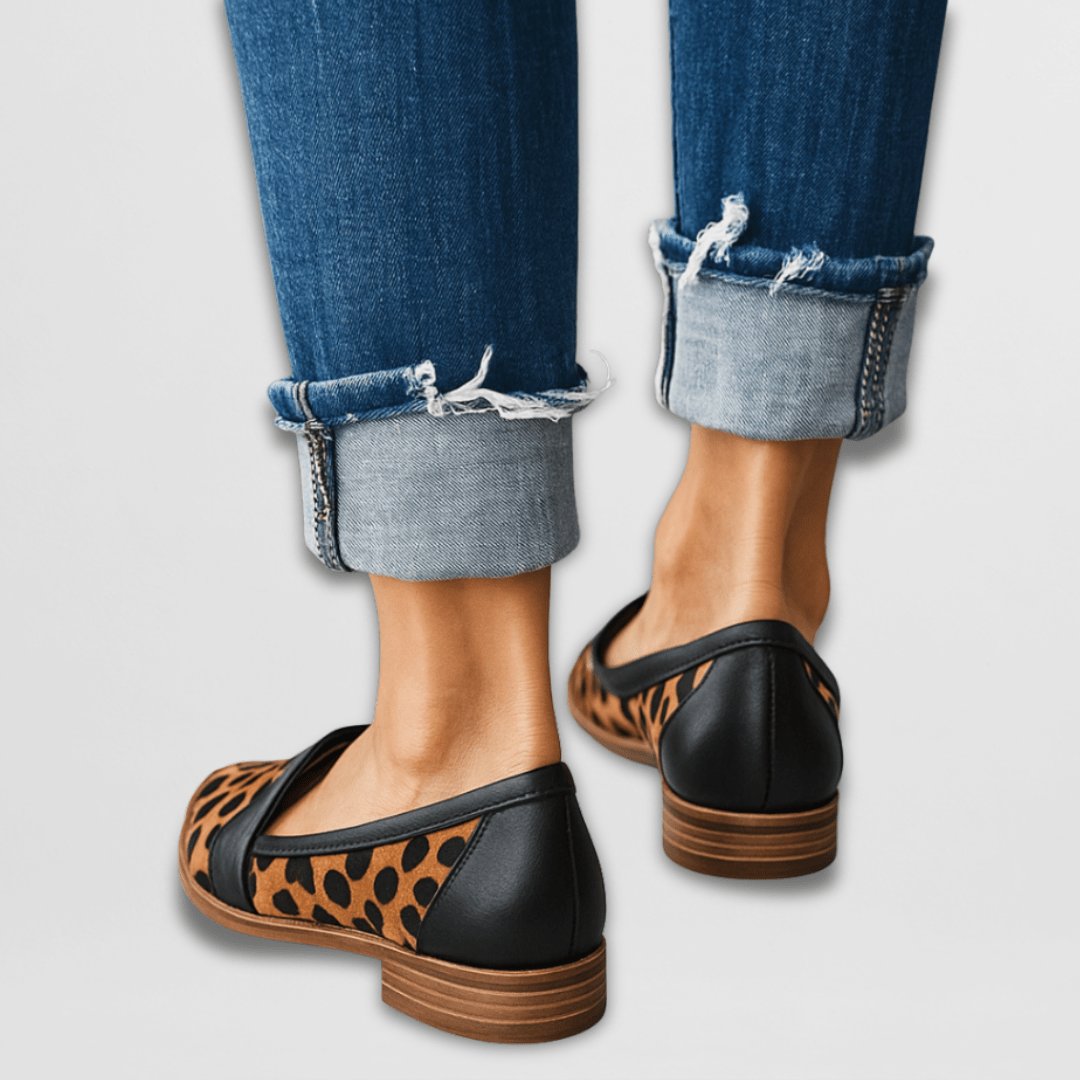Laura | Kvinne Spiss Suede Loafers med Ergonomisk Innersåle
