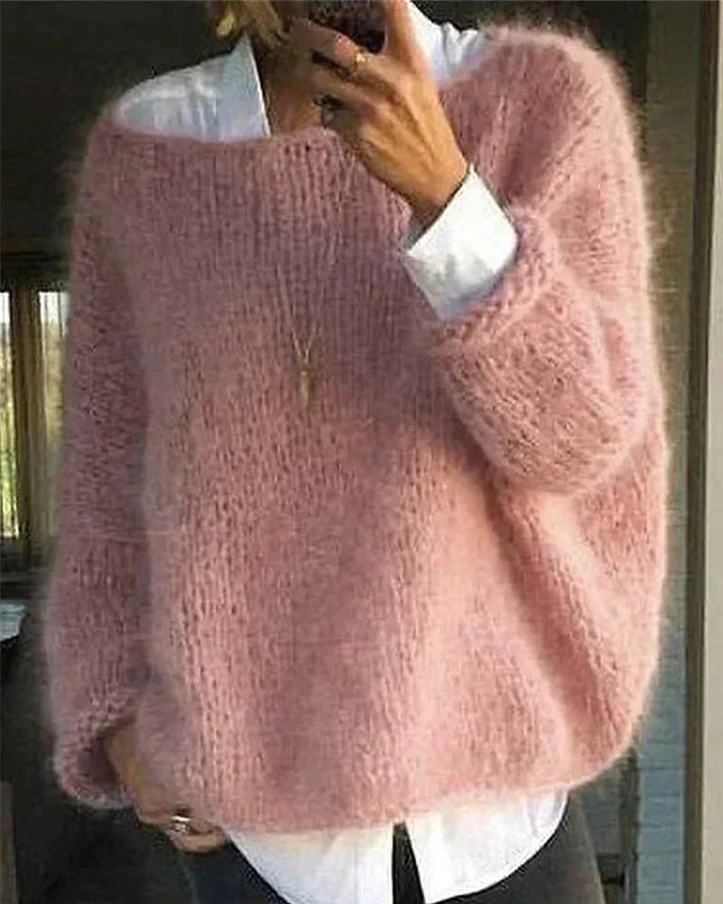Sofia | Dame Fluffy Strikket Oversized Rundhalsgenser