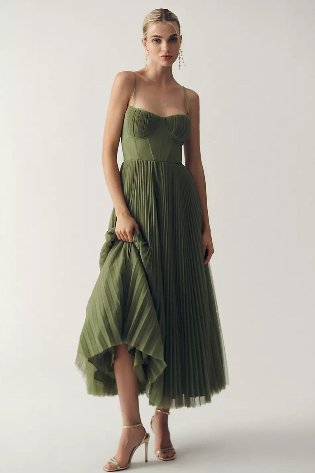 Astrid | Kvinne Pleated Korsett Midi Slip Kjole