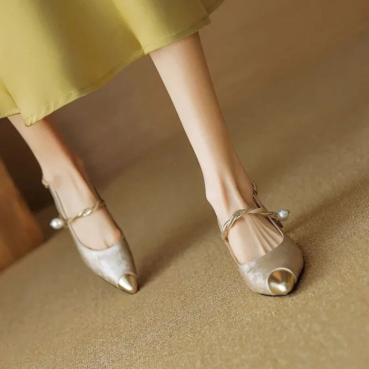 Nora | Kvinne Blomster Jacquard Spiss Tå Kitten Hæl Slingback Pumper