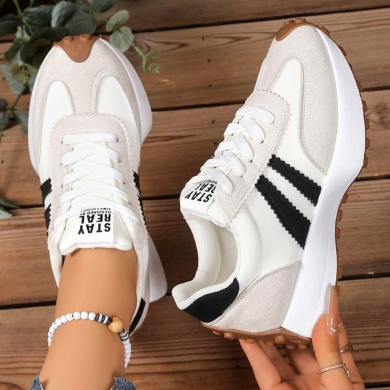 Clara | Kvinnenes Retro Plattform Chunky Sneakers med Snøring