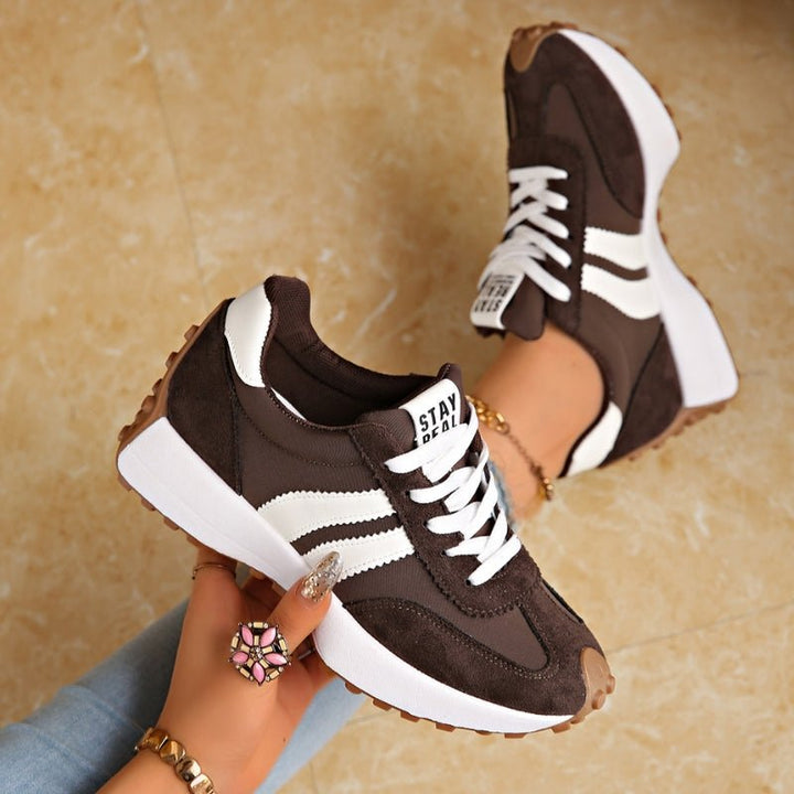 Clara | Kvinnenes Retro Plattform Chunky Sneakers med Snøring