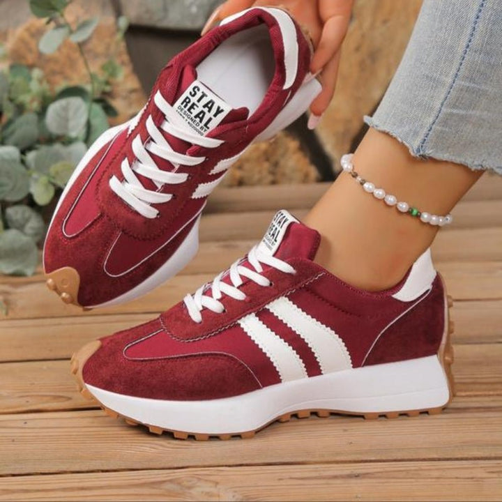 Clara | Kvinnenes Retro Plattform Chunky Sneakers med Snøring