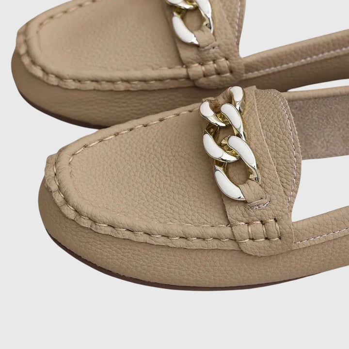 Susanne | Kvinners Slip On Loafers Med Kjededetalj