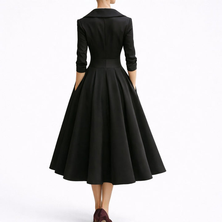 Maja | Elegant svart midi-kjole for høstbryllupsgjester A-linje V-hals