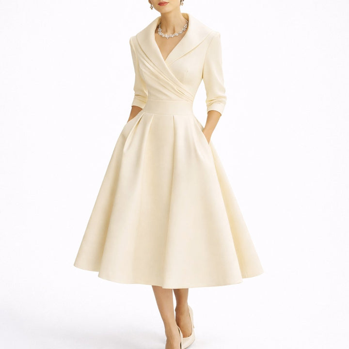 Maja | Elegant svart midi-kjole for høstbryllupsgjester A-linje V-hals