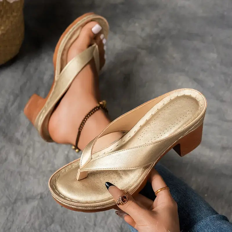 Clara | Elegant Lav Hæl Flip Flop Sandaler