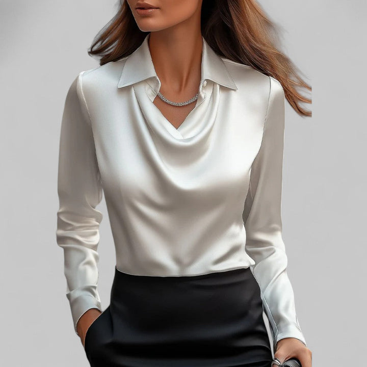 Charline | Kvinne Satin Bluse med Vannfall Utringning og Lange Ermer