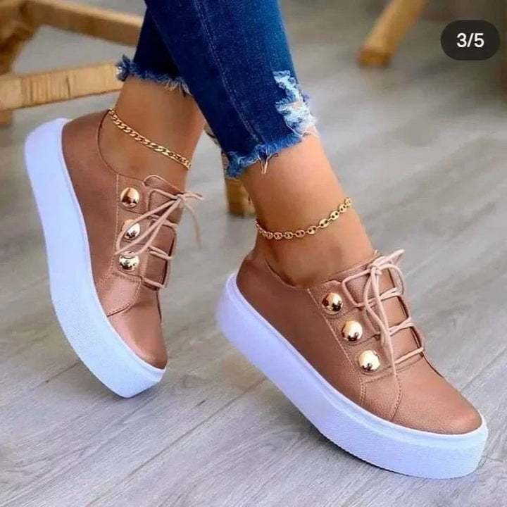 Clara | Kvinne Orthopediske Plattform Sneakers med Snøring og Gull Nagle