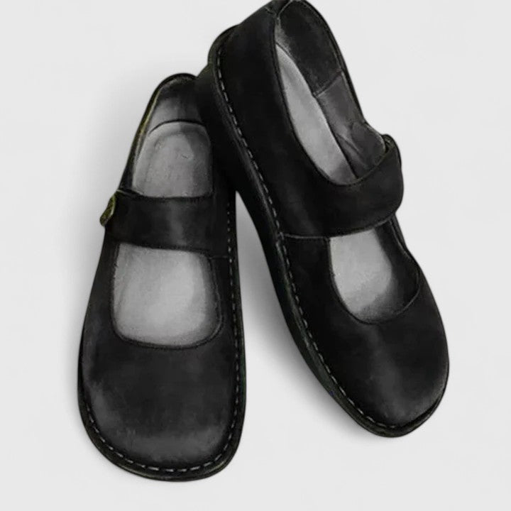 Vilma | Kvinne Slip On Sko med Stroppdetalj