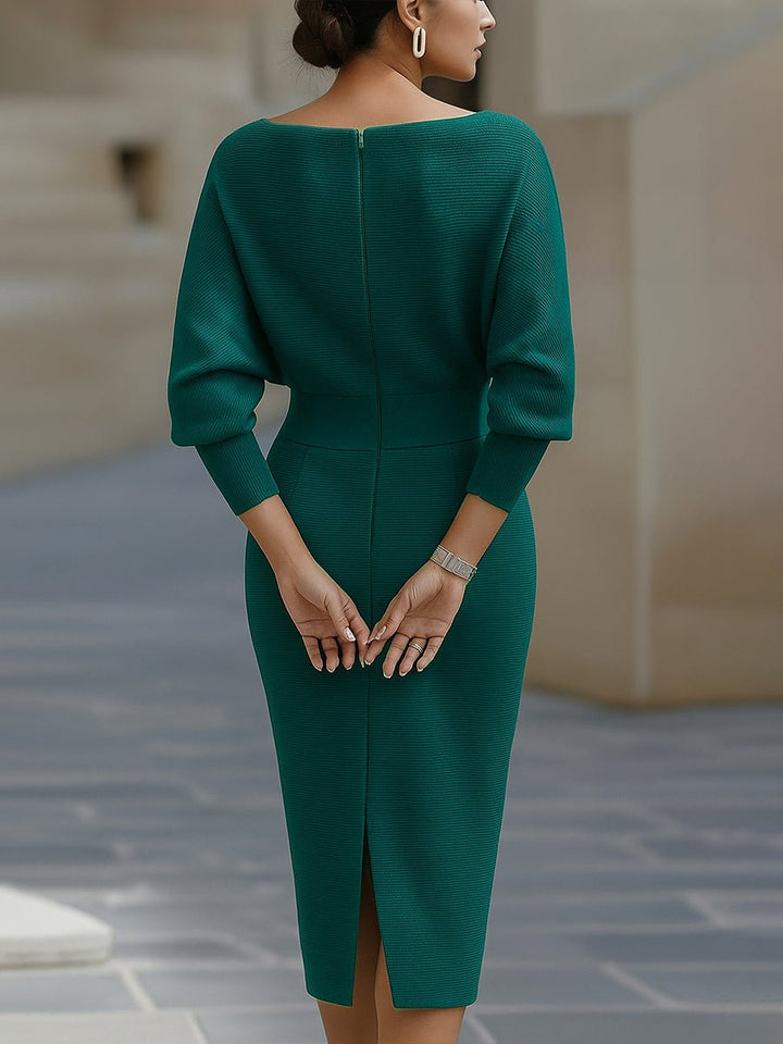 Clara | Midi Kjole med Cowl Hals Satin Bodycon Lange Ermer