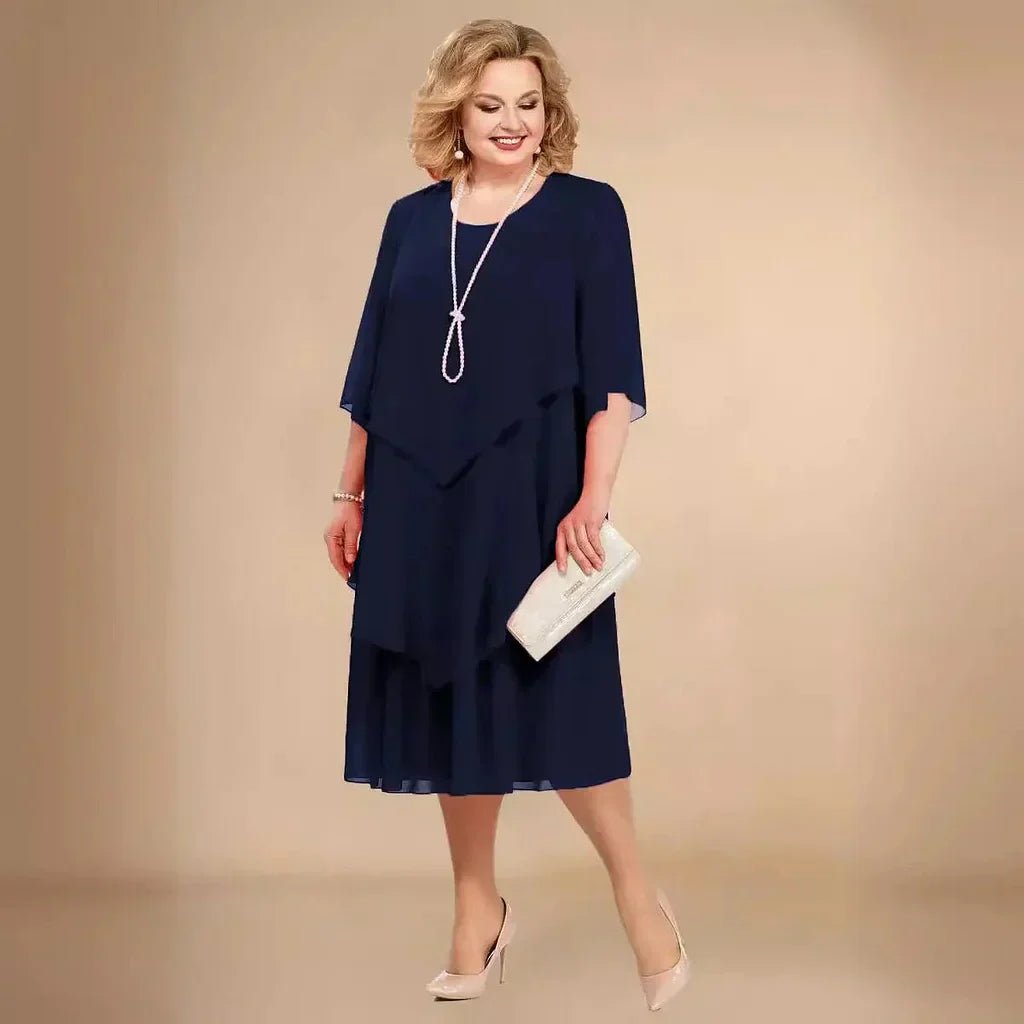 Sofia | Plus Size Chiffon Kjole Svart Asymmetrisk Lag Elegant