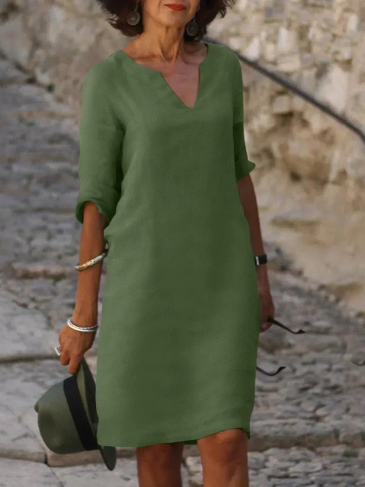 Yrsa | Elegant Midi Kjole med V-hals