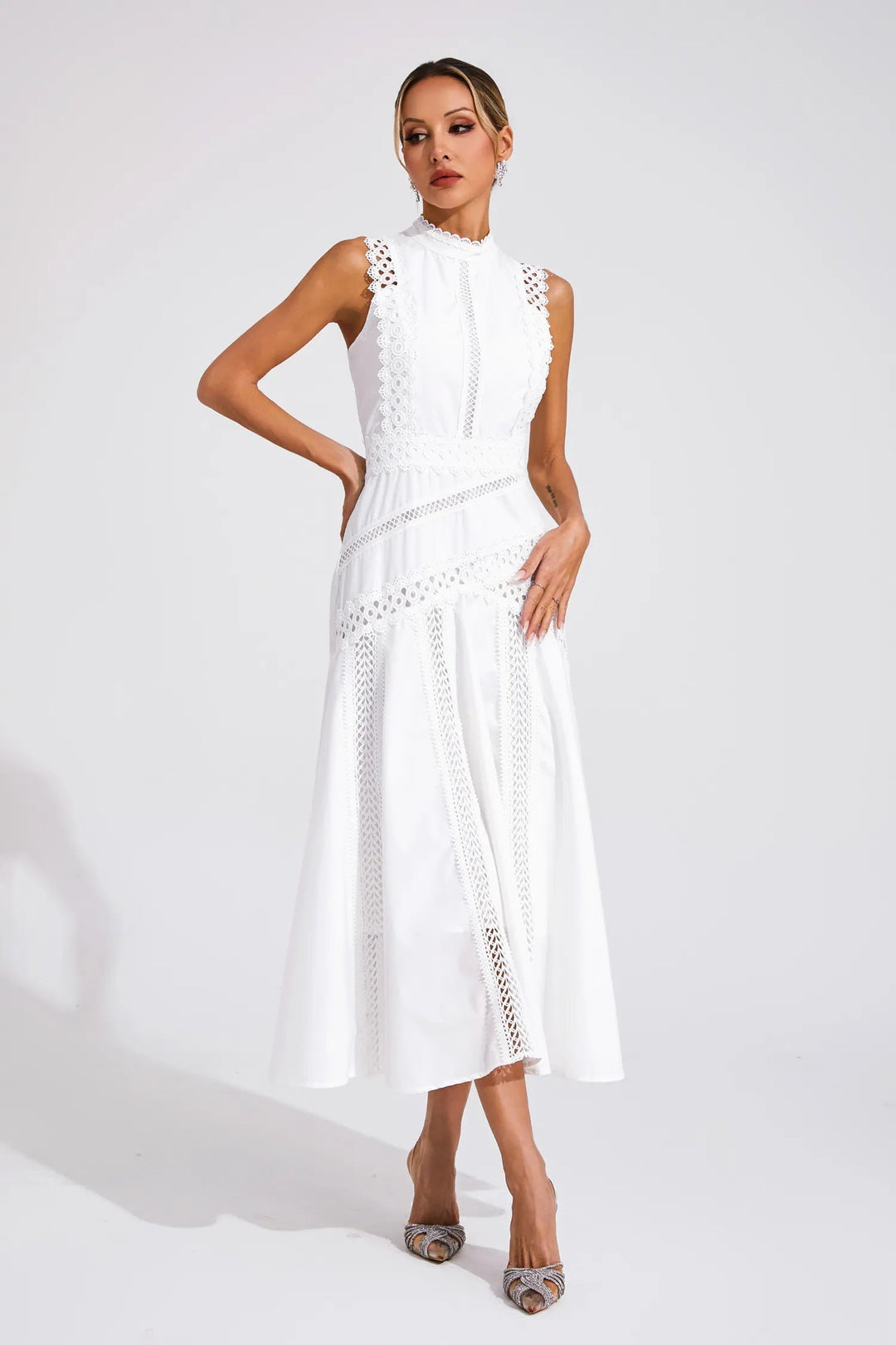 Andrea | Kvinne uten ermer Blonde Midi Kjole for Bryllupsgjester