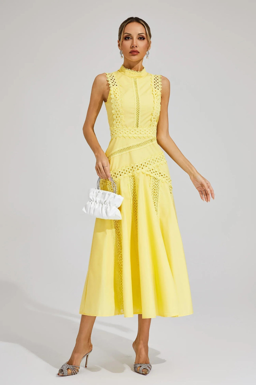 Andrea | Kvinne uten ermer Blonde Midi Kjole for Bryllupsgjester